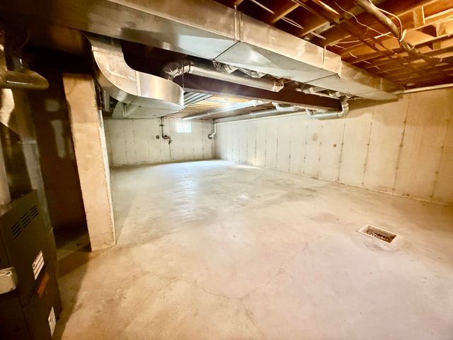 5781 Adams Street, Merrillville, IN 46410