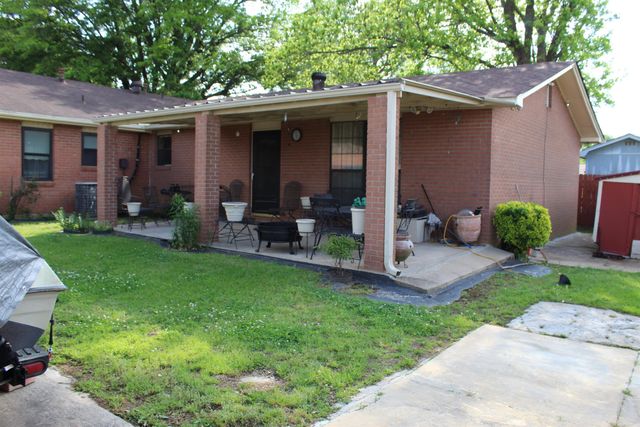 2713 E 10th Ave, Pine Bluff, AR 71601