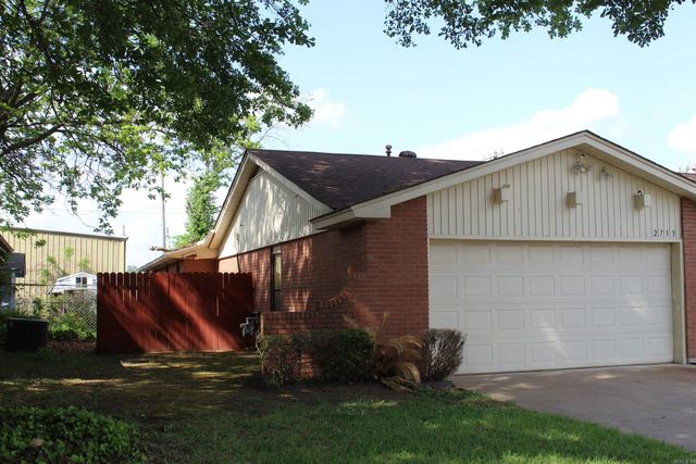 2713 E 10th Ave, Pine Bluff, AR 71601