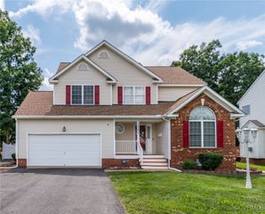 5824 Ironhorse Rd, North Chesterfield, VA 23234