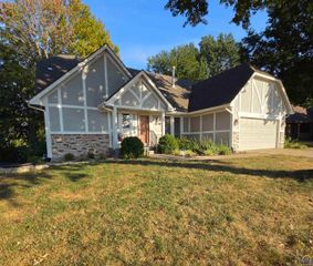 4428 SW Colly Creek DR, Topeka, KS 66610