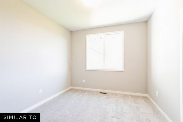 198 NE Wildflower Drive, Pleasant Hill, IA 50327