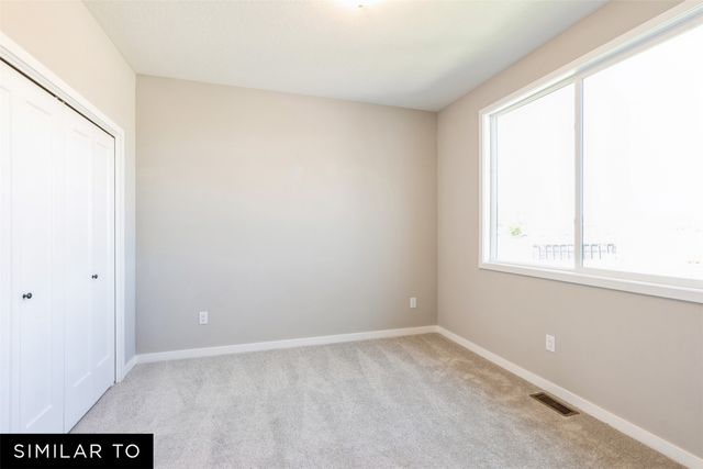 198 NE Wildflower Drive, Pleasant Hill, IA 50327