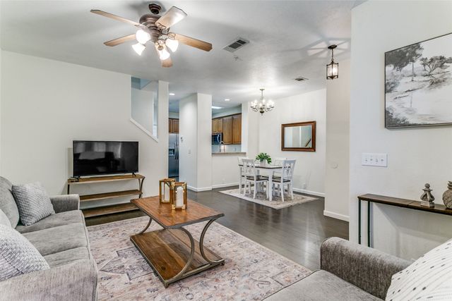 180 Leonard Street, Lewisville, TX 75057