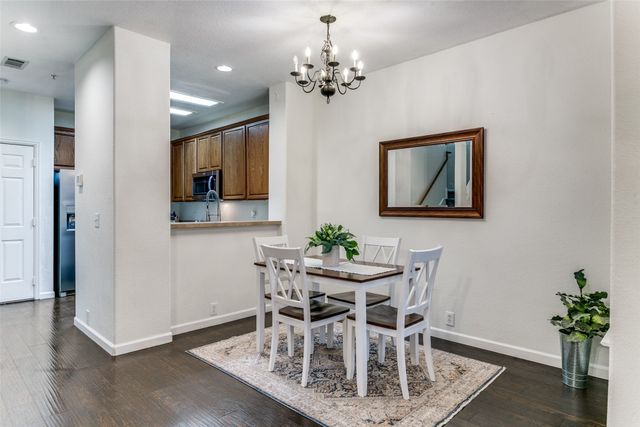 180 Leonard Street, Lewisville, TX 75057