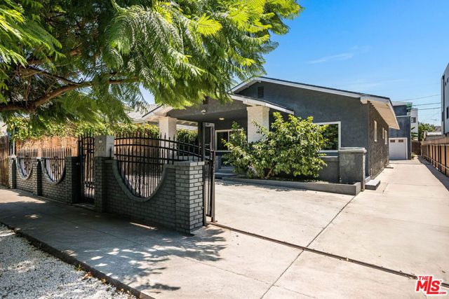 838 N Ridgewood Place, Los Angeles, CA 90038