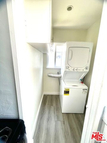 838 N Ridgewood Place, Los Angeles, CA 90038