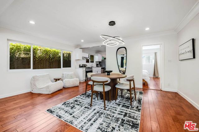 838 N Ridgewood Place, Los Angeles, CA 90038