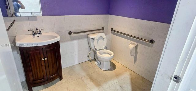 2954 W 84th Street 118, Hialeah, FL 33018