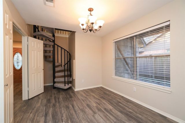 9130 Kirkleigh Street, Spring, TX 77379