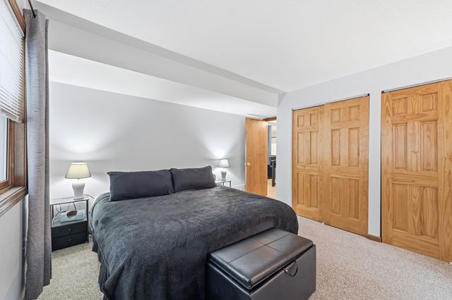 371 Aiken Ave 10, Lowell, MA 01850