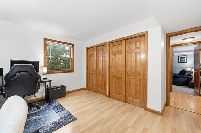 371 Aiken Ave 10, Lowell, MA 01850