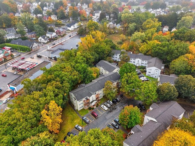 371 Aiken Ave 10, Lowell, MA 01850