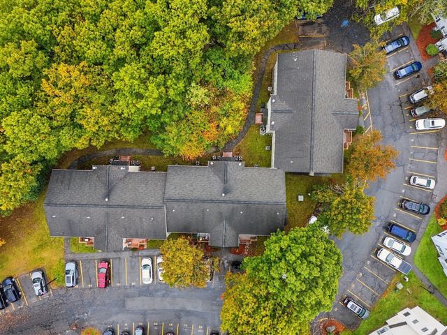 371 Aiken Ave 10, Lowell, MA 01850