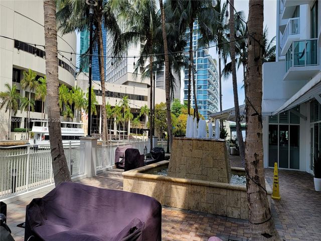 31 SE 5th St 1110, Miami, FL 33131