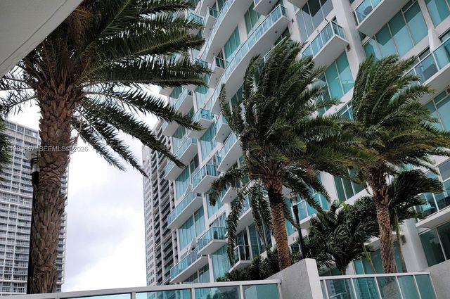 31 SE 5th St 1110, Miami, FL 33131