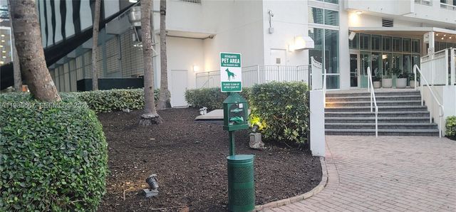 31 SE 5th St 1110, Miami, FL 33131