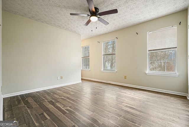 6617 Meadow Green Circle, Peachtree Corners, GA 30092