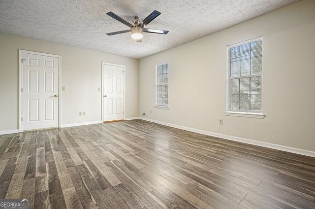 6617 Meadow Green Circle, Peachtree Corners, GA 30092