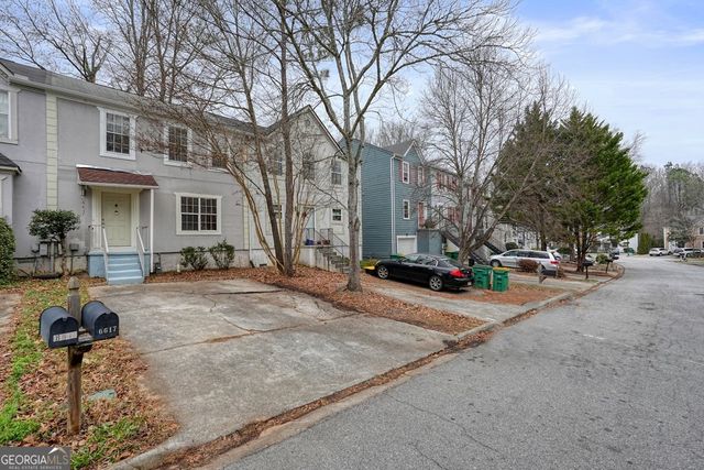 6617 Meadow Green Circle, Peachtree Corners, GA 30092