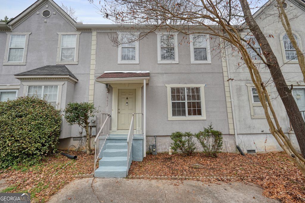 6617 Meadow Green Circle, Peachtree Corners, GA 30092