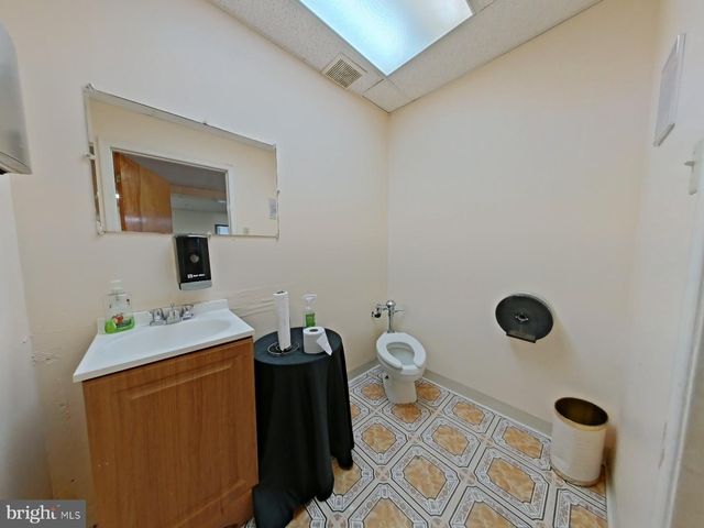 3914-20 N 6TH ST, Philadelphia, PA 19140