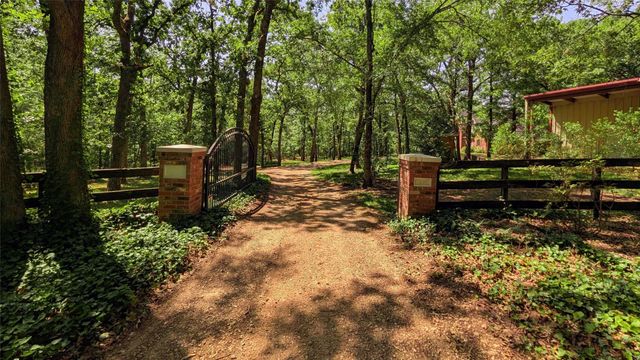 7451 County Road 1509, Athens, TX 75751