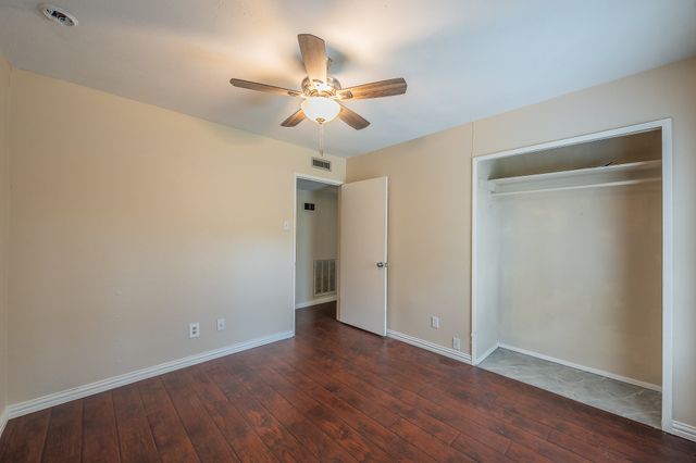 2710 Ashglen Drive, Garland, TX 75043