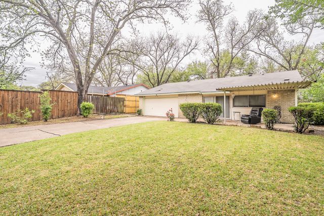 2710 Ashglen Drive, Garland, TX 75043
