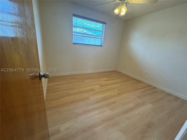 648 E 40th ST, Hialeah, FL 33013