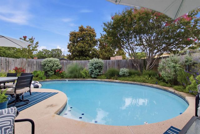 2925 Spring Brook Drive, Garland, TX 75044