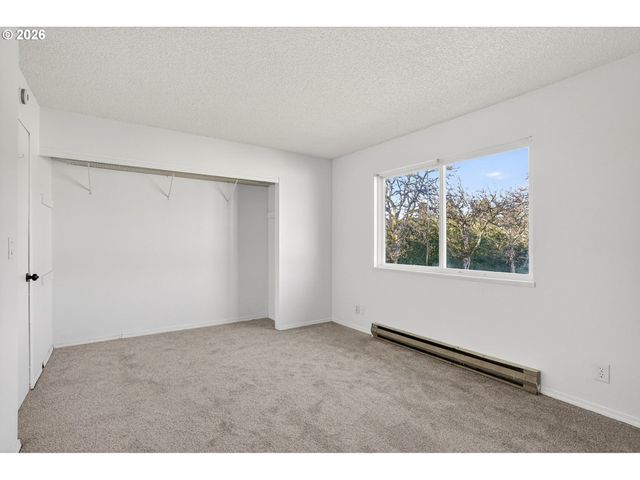 312 Ne 103RD St, Vancouver, WA 98685