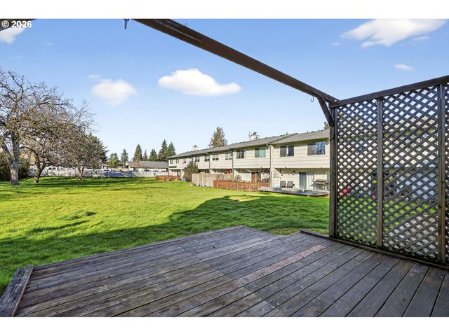 312 Ne 103RD St, Vancouver, WA 98685