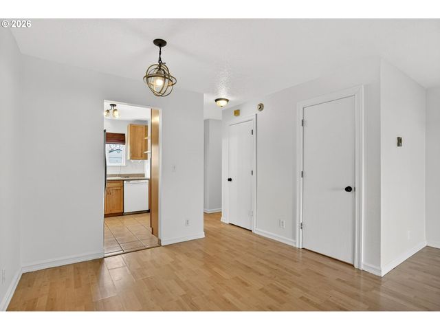 312 Ne 103RD St, Vancouver, WA 98685