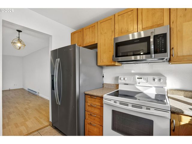 312 Ne 103RD St, Vancouver, WA 98685