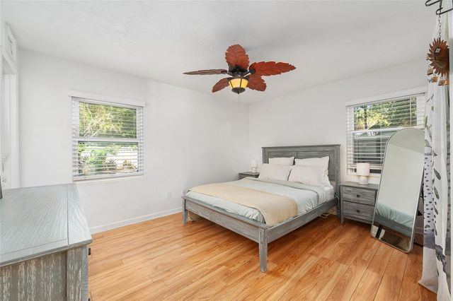 530 NE 10TH STREET, Gainesville, FL 32601