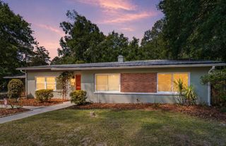 530 NE 10TH STREET, Gainesville, FL 32601