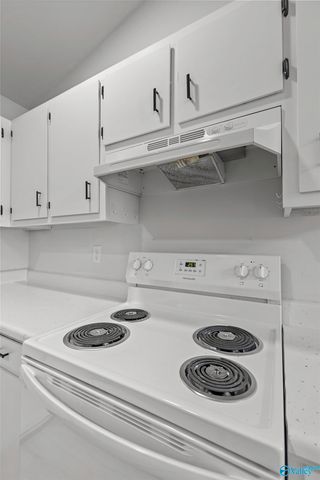 3704 Squaw Valley Drive SW, Huntsville, AL 35805