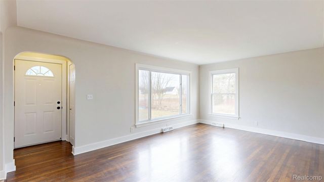 4469 W Coldwater Road, Mt. Morris Township, MI 48504