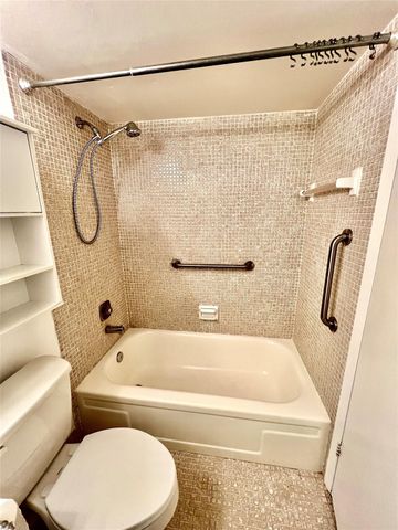 129 Mansfield D 129, Boca Raton, FL 33434