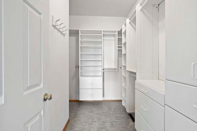 8916 Coffman Path, Inver Grove Heights, MN 55076