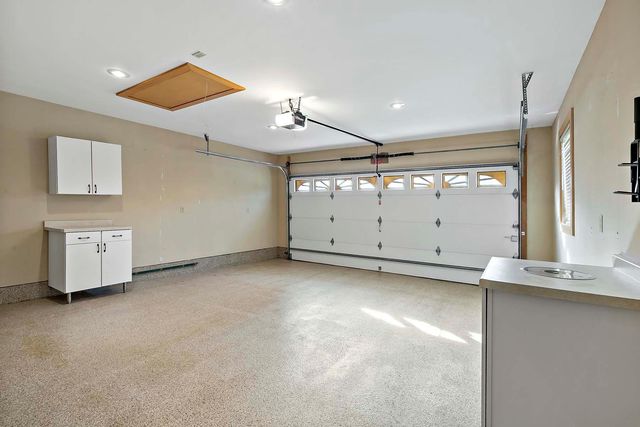 8916 Coffman Path, Inver Grove Heights, MN 55076