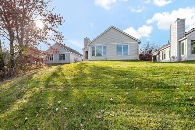 8916 Coffman Path, Inver Grove Heights, MN 55076