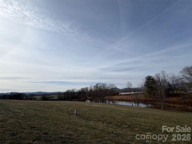 0000 Majestic Ridge Road, Mills River, NC 28759