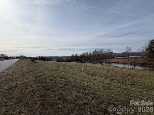 0000 Majestic Ridge Road, Mills River, NC 28759