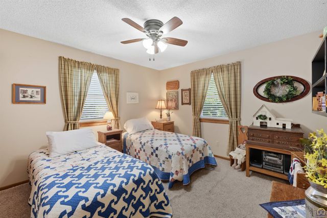 12542 266th Rd, Holton, KS 66436