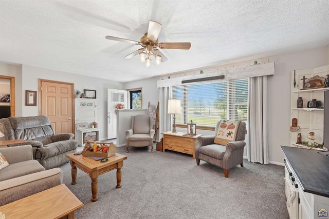 12542 266th Rd, Holton, KS 66436