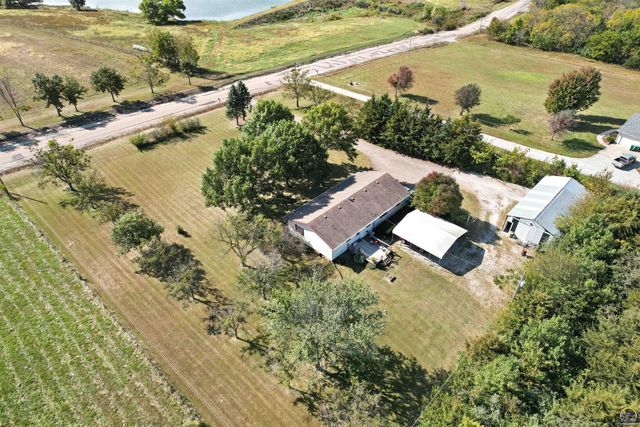 12542 266th Rd, Holton, KS 66436