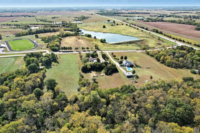 12542 266th Rd, Holton, KS 66436