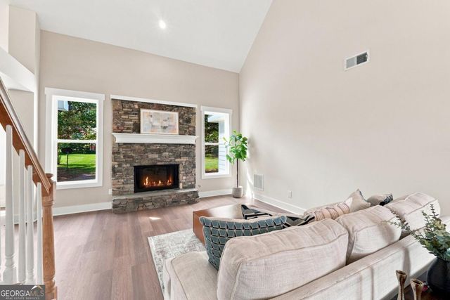 1950 Harvest Way, Loganville, GA 30052